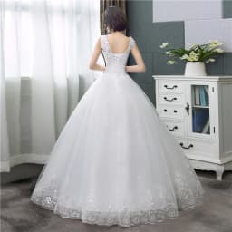 2026 Sexy V-neck Lace Wedding Dress Sleeveless Floral Print Ball Gown Wedding Dress Fashion Simple Estidos  Noivas Customized