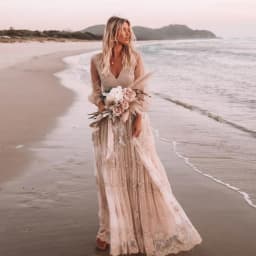 Boho Lace Embroidered Wedding Dress Long Sleeve Deep V Neck Flowy Lace Skirt Beach Bridal свадебное+платье