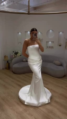 Strapless Satin Wedding Dresses Luxury 2026 Mermaid Sleeveless Simple Civil Bride Gowns Customized שמלת כלה Engagement Dress