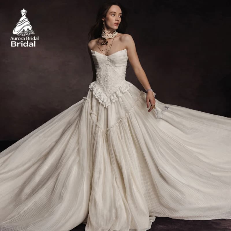 Aurora Customized Elegant Chiffon Pleated Wedding Dress Strapless Lace Bridal Gowns Women Sweep Train Modern Bride Dresses
