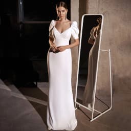 Vintage Sheath Floor Length Wedding Dress V-Neck Puff Short Sleeve Sexy Open Back Classic Zipper Bride Customized Gowns Robe