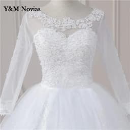 Real Video Cheap Luxury Pearls Ball Gowns O-Neck Off White Tulle Bridal Dress For Wedding Dresses with Sleeve Plus Size Custome