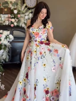 Colorful Floral Embroidered Wedding Dress Dreamy 3D Floral Princess Prom Dresses Off Shoulder A-Line Tulle Bridal Gowns