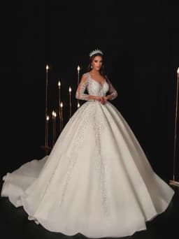 Modern Wedding Dresses A Line Bridal Gowns Lace Appliques Full Sleeves Floor Length Robes Charming Vestidos De Novia Customized