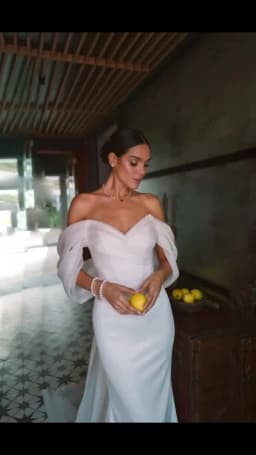 Off Shoulder Sweetheart Satin Mermaid Wedding Dress Backless Bow Long Train Minimalist Bridal Gown Custom Beach Garden Weddings