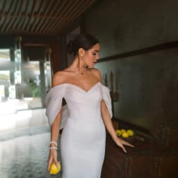 Off Shoulder Sweetheart Satin Mermaid Wedding Dress Backless Bow Long Train Minimalist Bridal Gown Custom Beach Garden Weddings