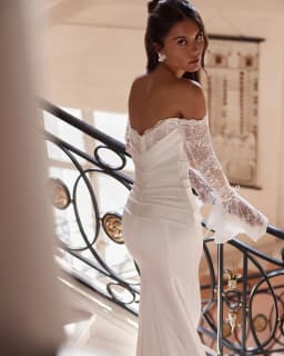 Customized Elegant Bridal Dress 2026 Lace Long Sleeves Mermaid Wedding Ceremony Dress Off Shoulder Vinatge Bride Gown Women