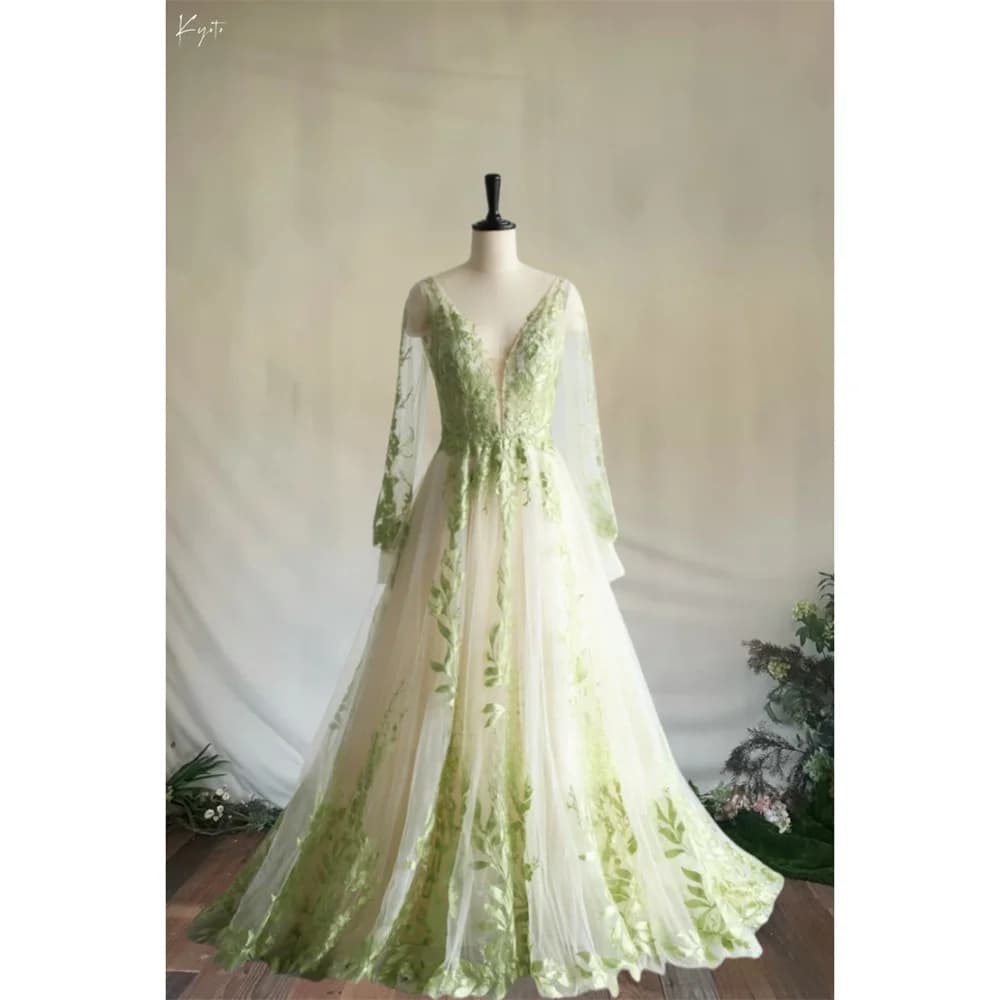 Customized Light Green Leaf Embroidery Wedding Dress V Neck Long Sleeves vestidos de novia A-line Backless Court Train Formal