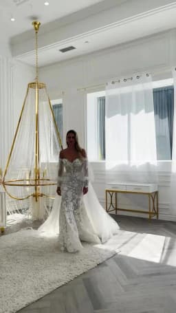 Customized 3/4 Sleeves Mermaid Wedding Dress Lace Details and Convertible Detachable Skirt Elegant Bridal Gown