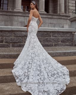 Customized 3/4 Sleeves Mermaid Wedding Dress Lace Details and Convertible Detachable Skirt Elegant Bridal Gown
