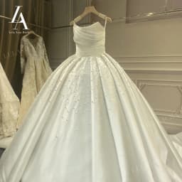LelaAcra Pearls Satin Wedding Dresses for Women 2026 Sleeveless Court Train Princess Bride Gowns XZ41 Plus Size Vestido De Noiva