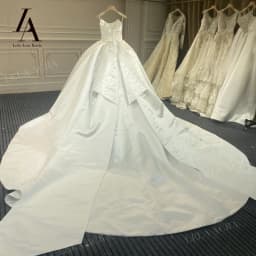 LelaAcra Pearls Satin Wedding Dresses for Women 2026 Sleeveless Court Train Princess Bride Gowns XZ41 Plus Size Vestido De Noiva