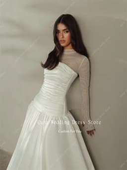 Qanz Classic Women Wedding Ivory Long Robes De Soirée 2 Pieces Strapless Sheer Long Sleeves Pleat Bridal Gowns Customized