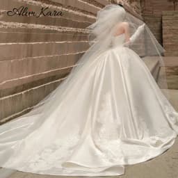 Appliques Satin Wedding Dress 2027 Vintage Strapless Ball Gown Bridal Princess Alim Kara XH300 Customized Party Vestido De Novia