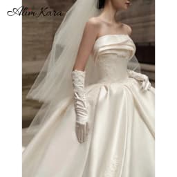 Appliques Satin Wedding Dress 2027 Vintage Strapless Ball Gown Bridal Princess Alim Kara XH300 Customized Party Vestido De Novia