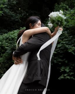 Sondr O-Neck Sleeveless Satin Korean Wedding Dresses Floor-Length Bridal Gown Customized A Line Outdoor Photo Shoot Gown 2026