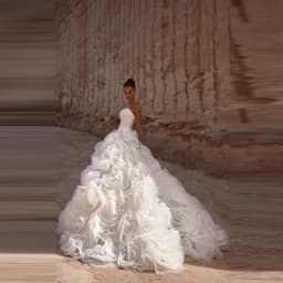 Charming Luxury Women Wedding Dresses Sexy Strapless Bride Gowns Banquet Mopping Length Princess Vestidos De Novias Customized