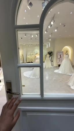 Customzied Gorgeous Long Sleeves Wedding Dress For Women Sequins Appliques Bridal Gown O-Neck Bridal dress Vestido De Novia