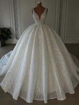 Luxury Sparkly Ball Gown Wedding Dress Tailored Beads V Neck Sleeveless Bridal Gowns Ruffles Sweep Train Bride Dresses
