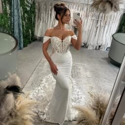 Customized Lace Applique Mermaid Wedding Dress Sheer Bustier Satin Bridal Dress Slim Fit Elegant Bridal Gown for Bride