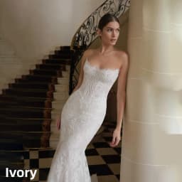 Elegant French Lace Mermaid Bridal Gown Strapless Scallop Low Back Long Train Ivory Slim Wedding Dress Custom Vestido De Novia