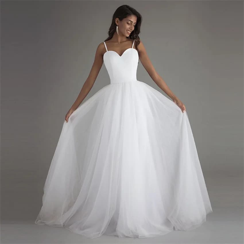 Customized Spaghetti Strap Beach Wedding Dresses White Tulle with Sashes Boho Bridal Gown A-line Bride dress Vestido Noiva Praia