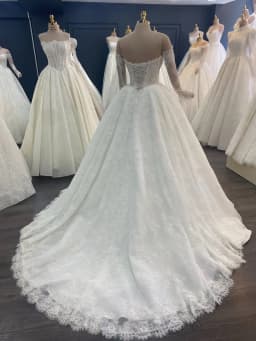 Vintage Princess Lace Wedding Dresses 2026 Sweetheart Long Sleeve Ball Gown Off Shoulder Backless Bride Gown Vestido De Novia