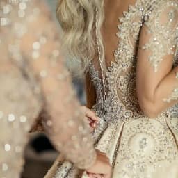 Vintage Champagne Satin Lace Applique Wedding Dress Elegant Sheer Long Sleeves Princess Plus Size Saudi Arabic Dubai Bridal Gown