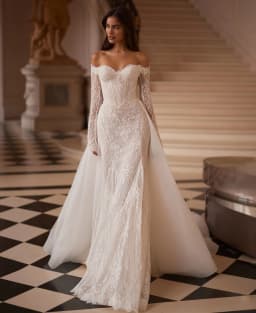 Lace Appliques Mermaid Wedding Dress With Detachable Train Graceful Romantic Off-the-shoulder Zipper Back Bridal Gown Customized