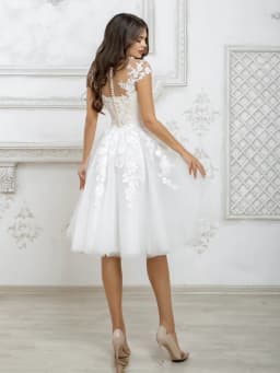 Short Wedding Dresses White For Women Cap Sleeve Lace Appliques Boho Bridal Gown Princess Cute Robe De Mariée Illusion Back