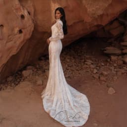 QICHE Luxury Lace Long Sleeves High Collar Mermaid Wedding Dress High Side Split Open Back Vestidos De Novia Women Customized