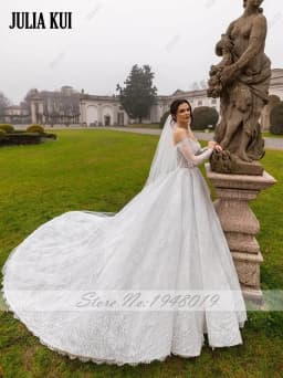 Julia Kui Off Shoulder Full Sleeves Sweetheart Ball Gown Wedding Dress With Beading Pearls Beauty Lace Court Train Bridal Gowns