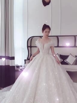 Exquisite Off Shoulder Luruxy Wedding Dress 2026 New Bride Small Main Yarn Super Heavy Industry Beading Pearls Tail Princess