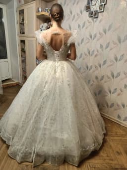 Exquisite Off Shoulder Luruxy Wedding Dress 2026 New Bride Small Main Yarn Super Heavy Industry Beading Pearls Tail Princess
