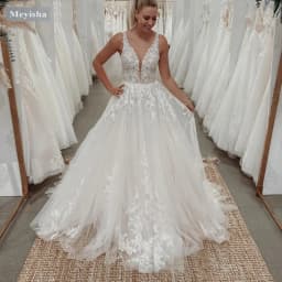 ZJ9416 2025 Bride Backless V-neck Sleeveless A-line Appliques Charming A-line Stylish Wedding Dress For Woman