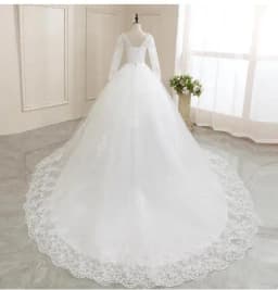Luxury Full Sleeve Wedding Dress White New Sexy V-neck Bride Dress With Train Ball Gown Princess Classic Wedding Gown Customized