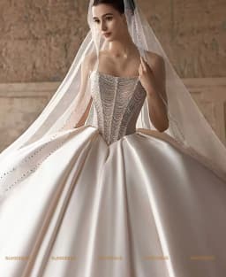 Elegant Sleeveless Wedding Dress Satin Bridal Gown Court Train Pearl Beading Princess Dress High-End Customized Vestido De Noiva