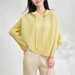LANMREM Fashion Elastic Pleated Hoodie Tops Women 2025 Autumn New Casual Loose Batwing Sleeve Pullover Short Sweatshirt 2DB3974