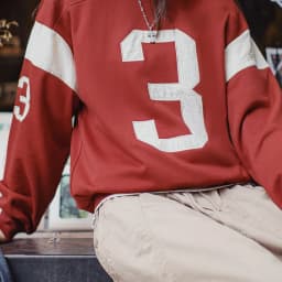 Maden Women’s Vintage Baseball V-Neck Sweatshirt Long Sleeve Pullover Color-Block Patchwork Loose Fit Cotton Blend Autumn Top