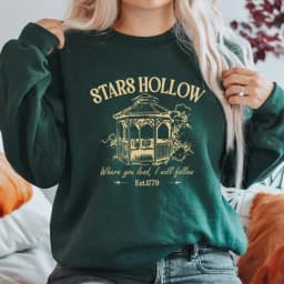 Stars Hollow Sweatshirt Lukes Diner Sweatshirt Women Graphic Hoodies Vintage Long Sleeve Sweater Women Streetwear Pullover Tops