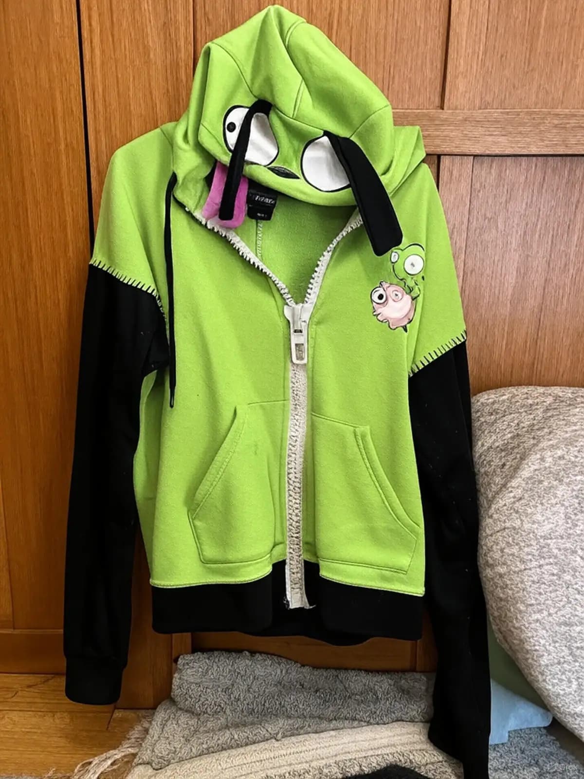 Retro Gothic Hip Hop Hoodie Featuring Quirky Patchwork Zipper Hoodie Y2K Men Women Green Casual Cartoon Hoodie Loose Sweatshirt
