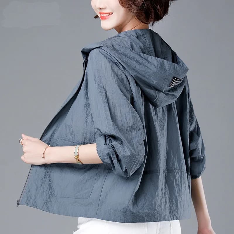 Short Lightweight Breathable Women's Outerwear Loose Fit Sun Protection Clothing Versatile Stylish plus Size Mom's Summer Aut...