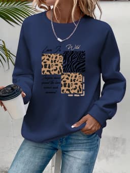 Women's Autumn and Winter Loose Casual Comfortable Merry Letter Pattern Printed Thick Long Sleeved Round Neck Hoodie Pullover