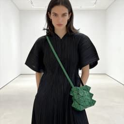 Miyake Pleated Top for Women 2026 Spring New Fashion Versatile Short-sleeved Fashion T-shirt for Women Folding Hooded Sweatshirt
