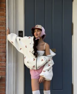 Women Y2K Sweet Cherry All‑Over Print Zip Up Hoodie Oversized Drop Shoulder Long Sleeve Hooded Jacket Casual Loose Streetwear