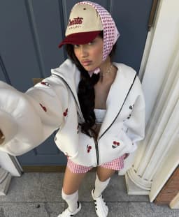 Women Y2K Sweet Cherry All‑Over Print Zip Up Hoodie Oversized Drop Shoulder Long Sleeve Hooded Jacket Casual Loose Streetwear