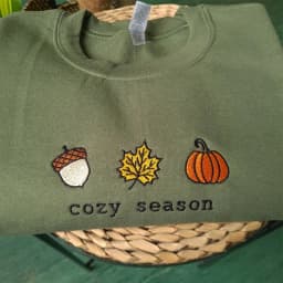 Cozy Season Fall Embroidered Sweatshirt Unisex Men Women Loose Thick Fleece Pullover Vintage Style Crewneck Casual Clothes