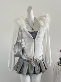 Womens White Zip Up Hoodie Fur Trim Heavy Rhinestone Hood Detail Streetwear Casual Fashion Sweatshirt Top Slim Fit Soft Y2K