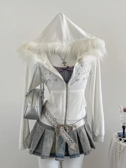 Womens White Zip Up Hoodie Fur Trim Heavy Rhinestone Hood Detail Streetwear Casual Fashion Sweatshirt Top Slim Fit Soft Y2K