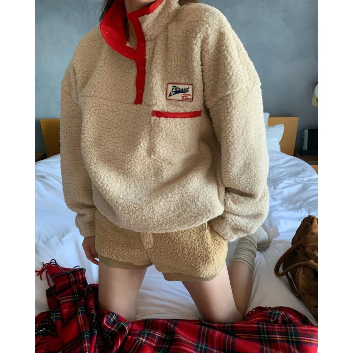 Ladies Thickened Loose Fit Casual Style Color Block Lamb Fur Sweatshirt Korean Chic Half Zipper Spring Autumn New Arrival